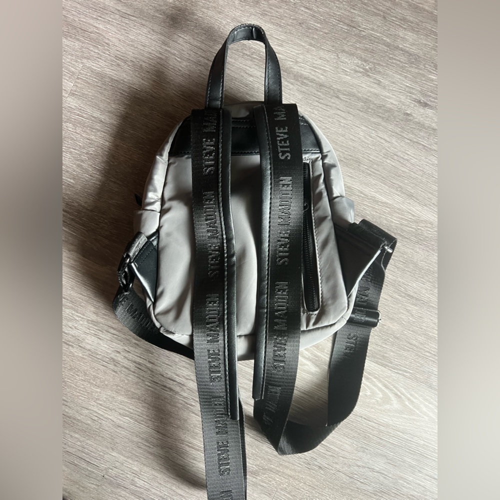 Steve Madden Black Backpack - Picture 3 of 4